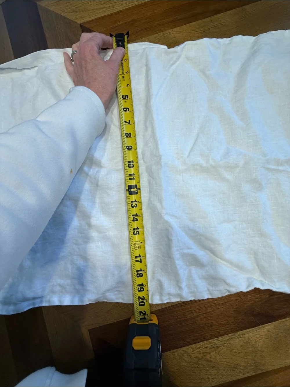 Simple Opulence Classic White Linen Pillowcase King Size